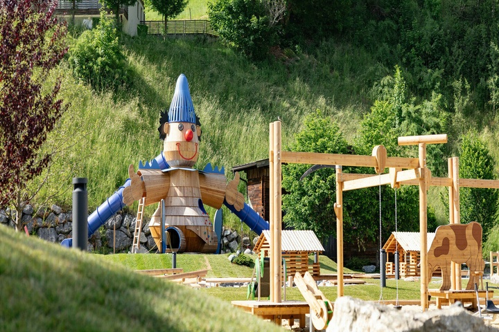 Ahşap Park Ekipmanları Projelendirme ve Kurulumu